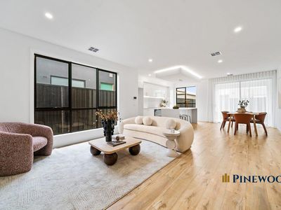 14 Pitchstone Circuit, Epping