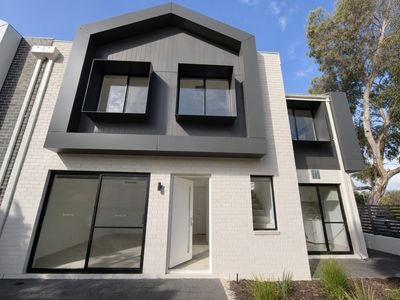 28 Venus Way, Hillarys