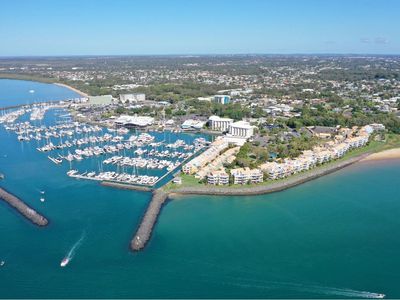 6 King Arthur Court, Urangan