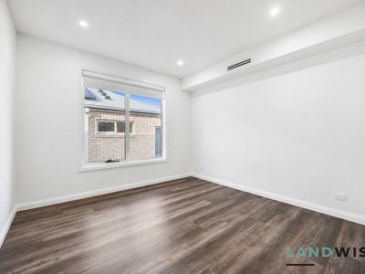 9 Armstrong rise, Maddingley