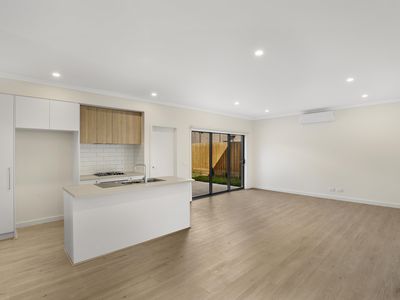 11/46 Botanical Drive, Lara