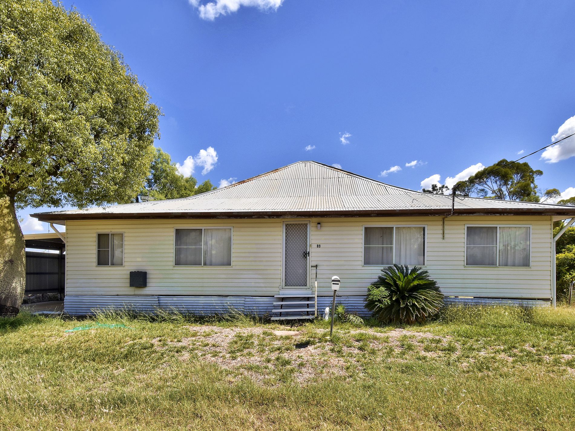 89 Cassowary Street, Longreach Longreach Real Estate