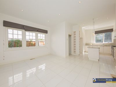 1025 Malvern Road, Toorak