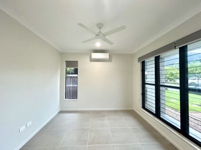 47 Seaside Parade, Palm Cove