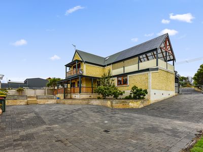 5-7 Mabel Street, Beachport