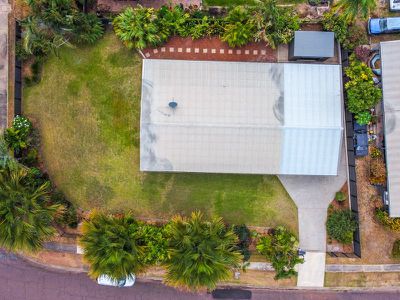 5 Bagshaw Crescent, Gray