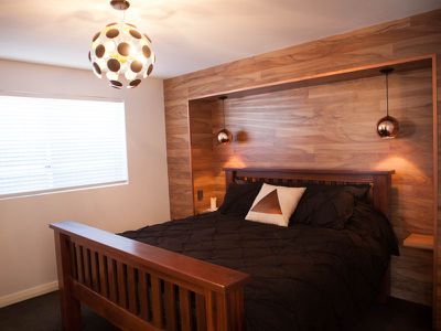 198A Collins Street, Piccadilly