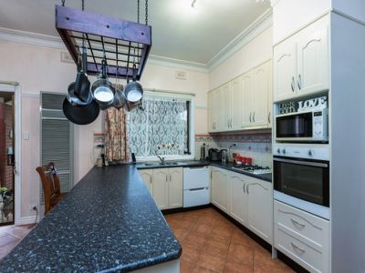 52 Anderson Street, Werribee