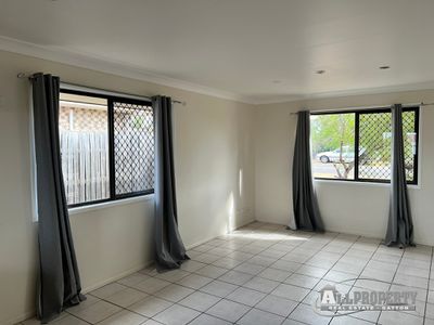 8 Davis Crescent, Gatton