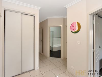 1 / 62 McTavish Boulevard, Horsham