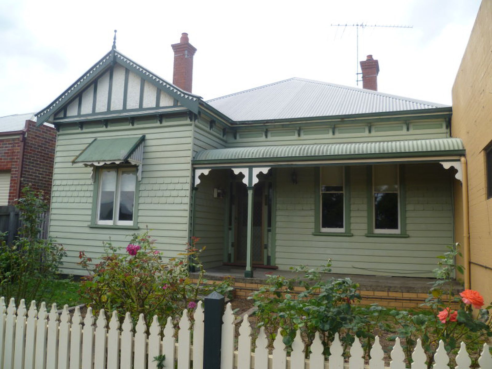 196 Autumn Street, Geelong West