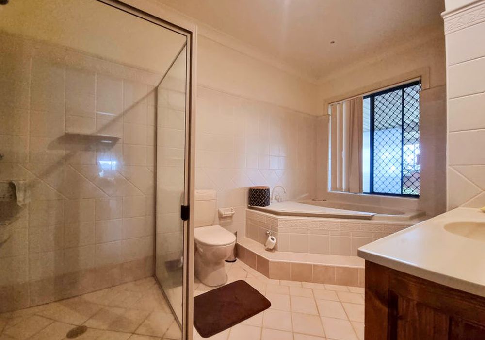 27 Dog Trap Lane, Orange