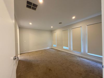 8 Flame Road, Kalkallo