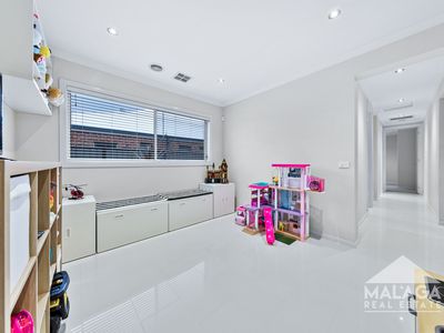 5 Rothesay Avenue, Derrimut