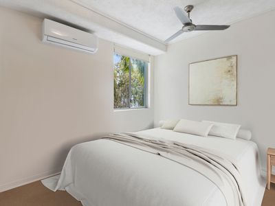 522 / 66 SICKLE AVENUE, Hope Island