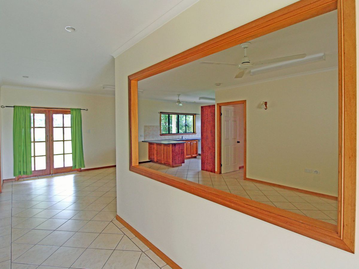 13 DANZER DRIVE, Atherton