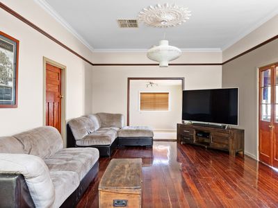 100 Lewis Street, Lamington