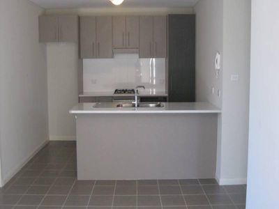 2 / 78 Addison St, Lake Illawarra