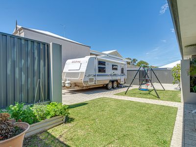 27 Moonlighter Way, Yanchep