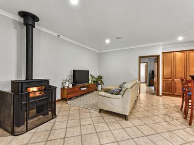 21 Mount Percy Road, Compton