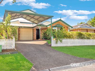 17 Norfolk St, Forest Lake