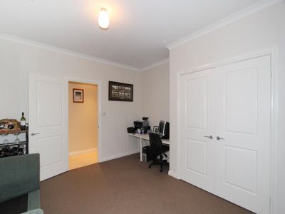 19 Gatacre Drive, Somerville