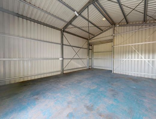 Water Views from the Block, Exceptional Shed Space & Endless Potential image 18