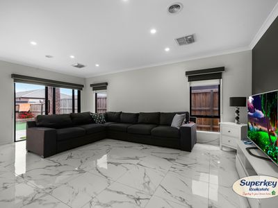 3 Blackberry Street, Manor Lakes