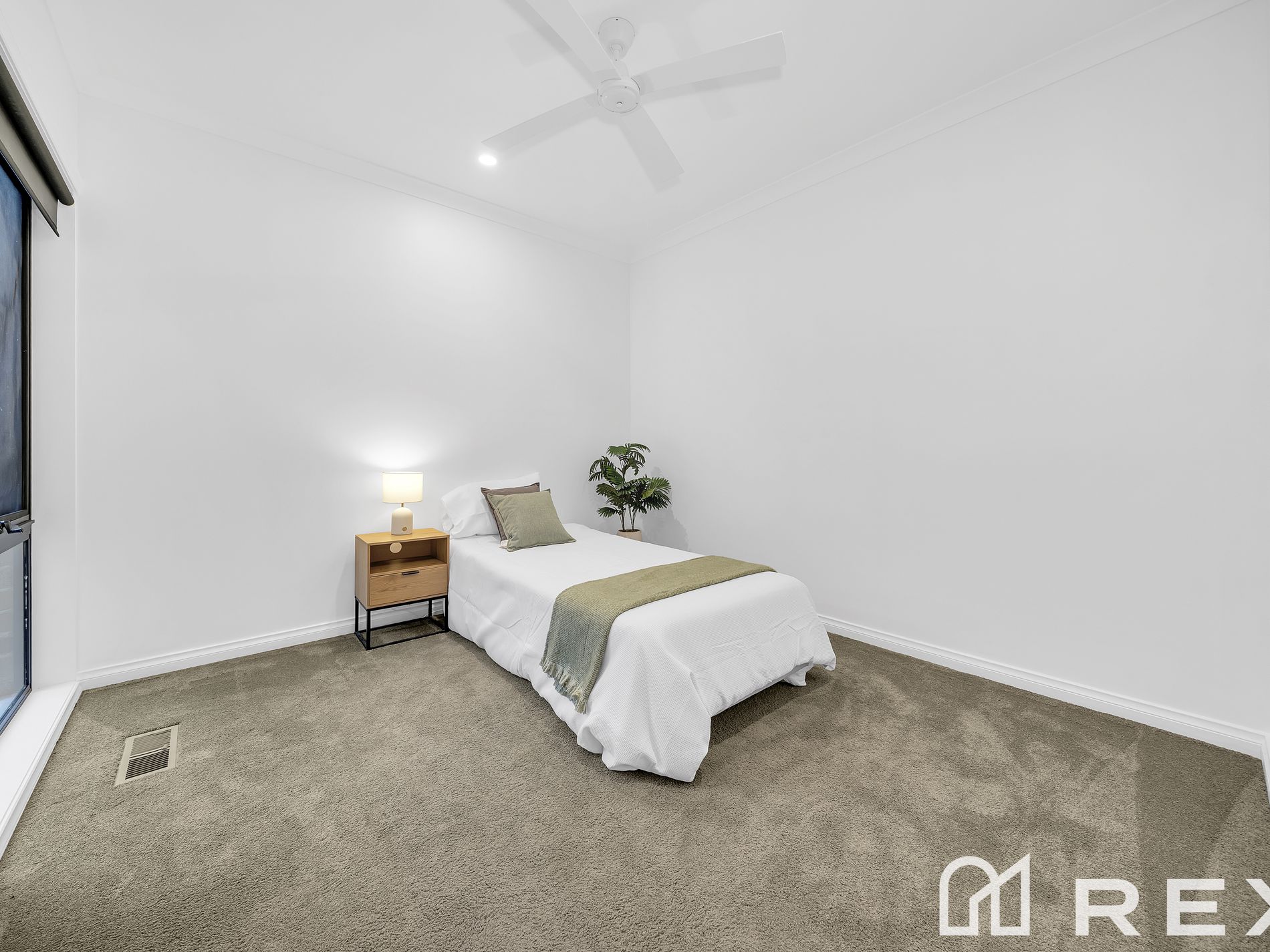 2 Andrew Court, Pakenham